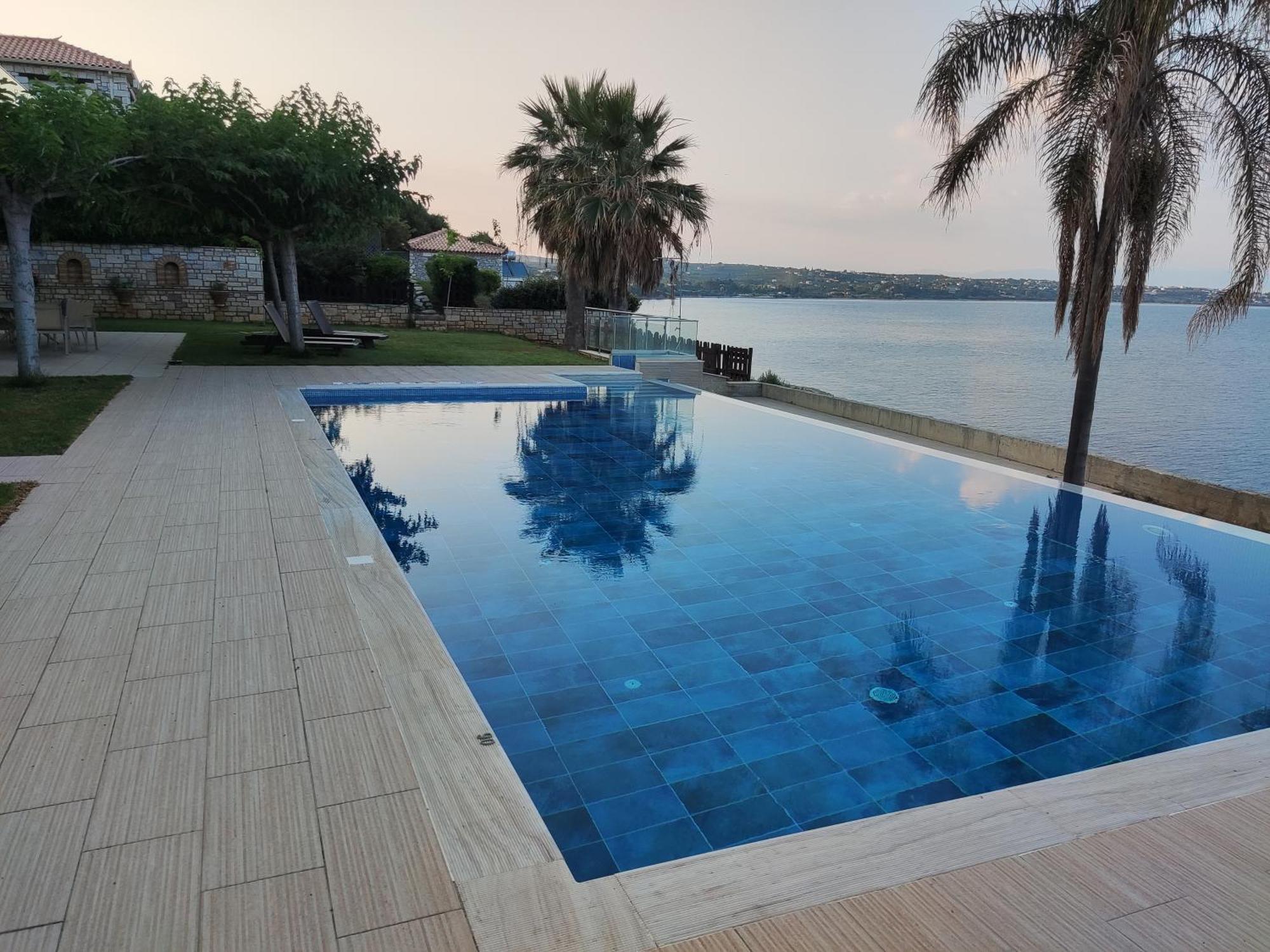 Infinity Blue Koroni (Messinia)